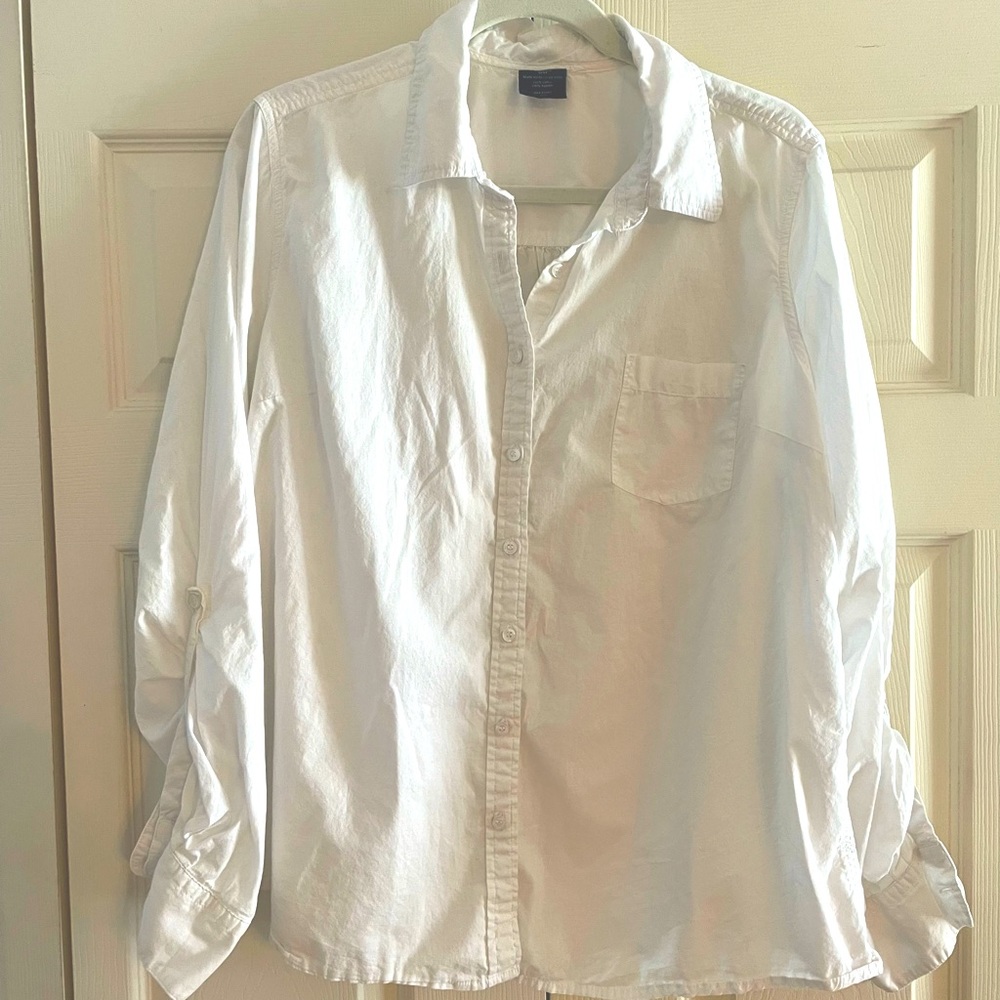 White dress shirt